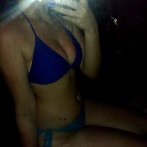 Meet your Posher, Hailey